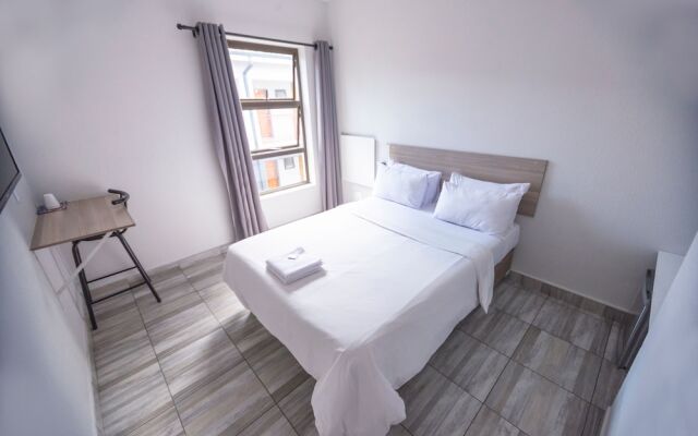 Triple 8 Inn Bangkok by Zen Rooms