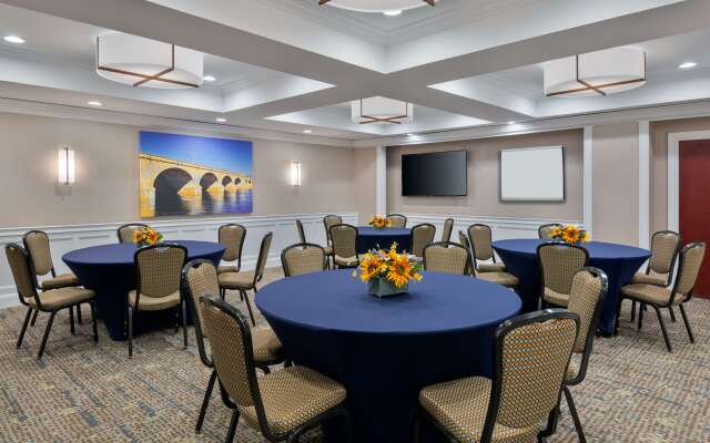 Hampton Inn & Suites Hartford/Farmington