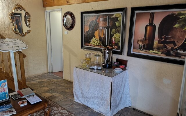 Gooderson Monks Cowl Golf Resort