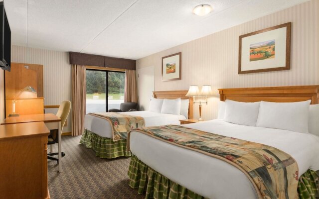 Travelodge Owen Sound ON