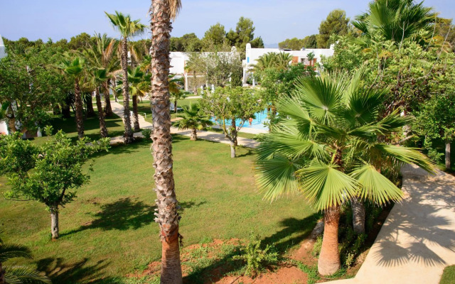 Cala Llenya Resort Ibiza