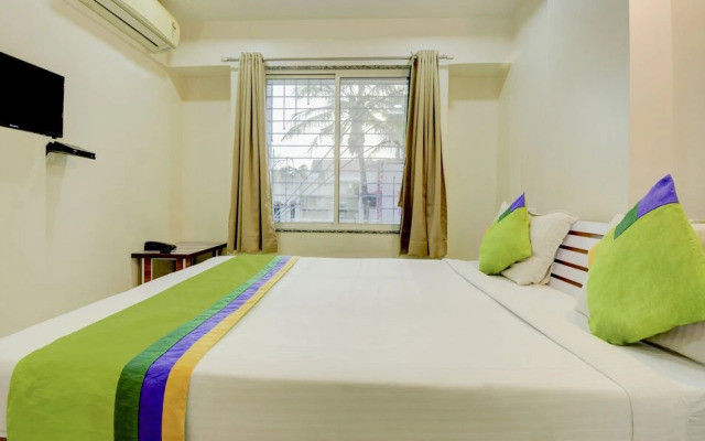 Treebo Trip White Castle