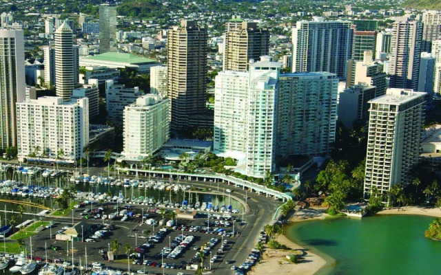 Waikiki Marina Resort at the Ilikai