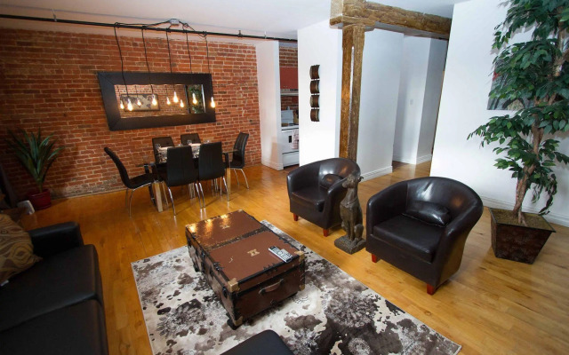 LikeAHotel - Les McGill, Vieux Montreal