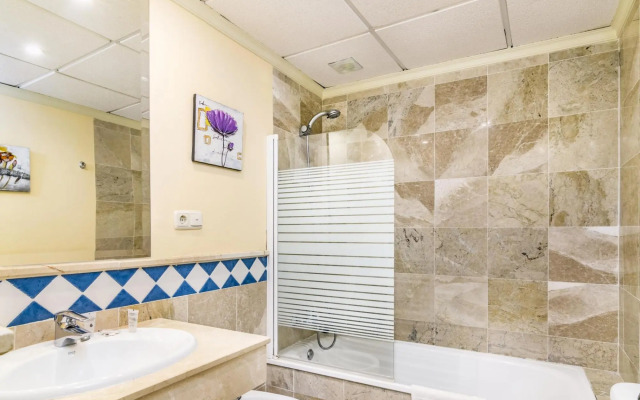 Beautiful Apartment on the beach 353