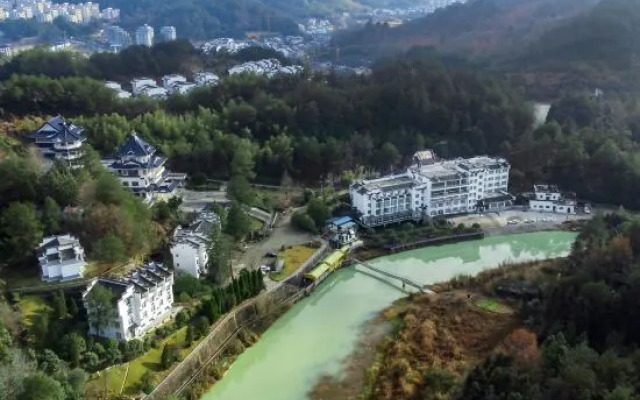 Xingfu Shijia Hotel (Huangshan)