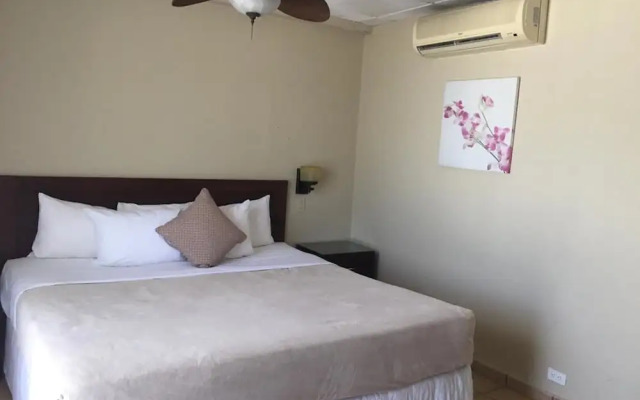 Coconut Grove Lodge
