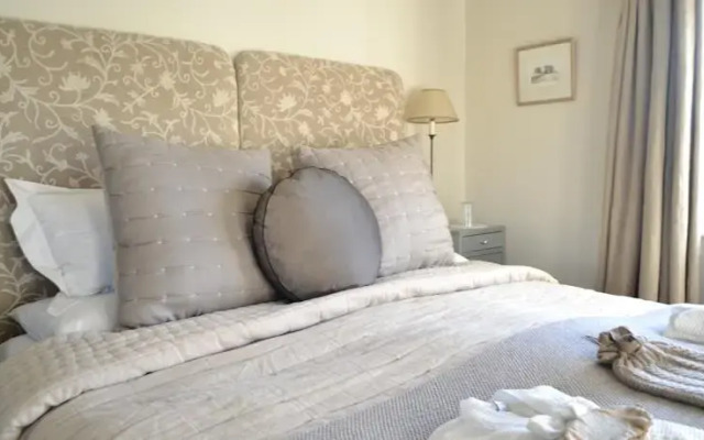 Ivydene House B&b