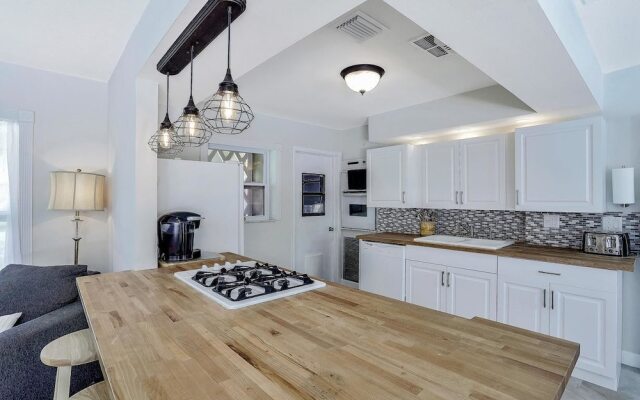 Skylark Avenue Pool Home