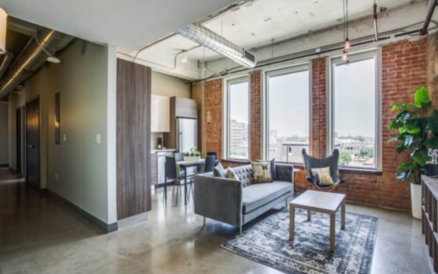 Downtown Luxury Lofts By RBA Living