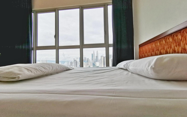 Penthouse on 34 - The Highest Unit and Best Views in Regalia & Private Rooftop Terrace – Guest Rooms – Kuala Lumpur