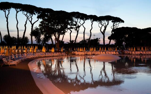 Hu Park Albatros Village