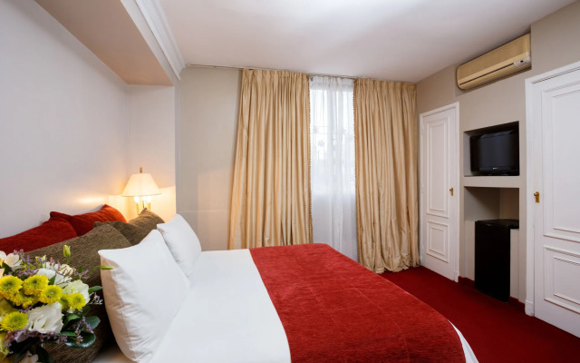 1253 Recoleta Small Hotel