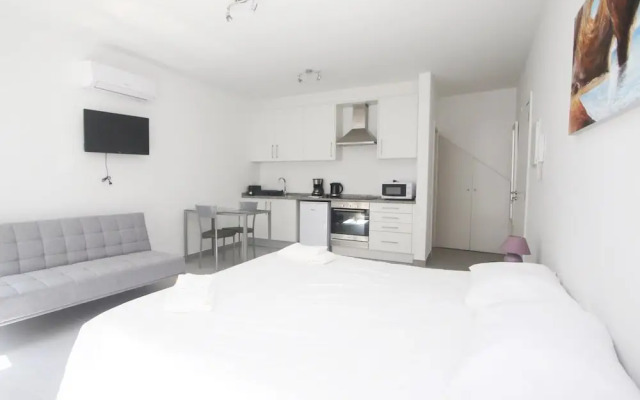 Guest House Lovely Swan