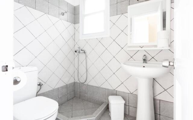 Despina Studio with Kitchenette Raxes #3