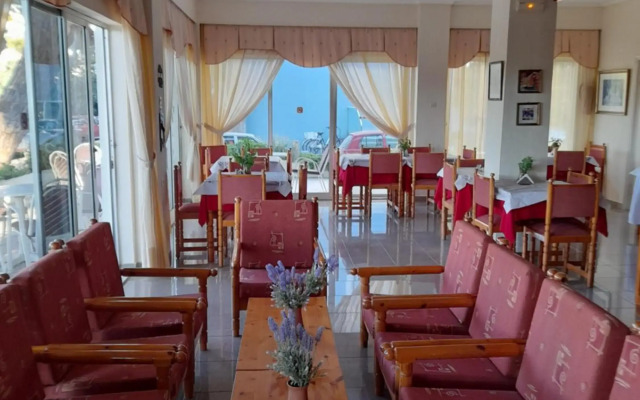 Phaethon Hotel
