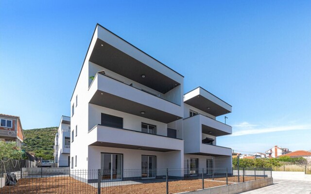Beautiful Apartment in Trogir With Wifi and 2 Bedrooms