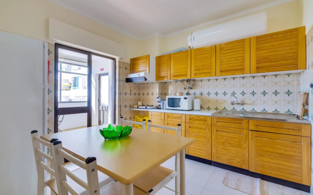 Infinite Sea View T2 Quarteira