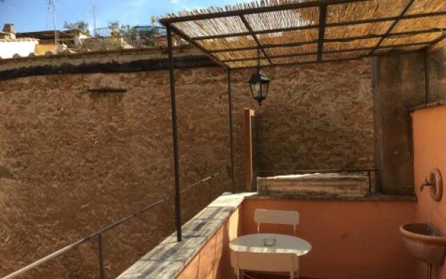 Montoro 15 Attic Suite