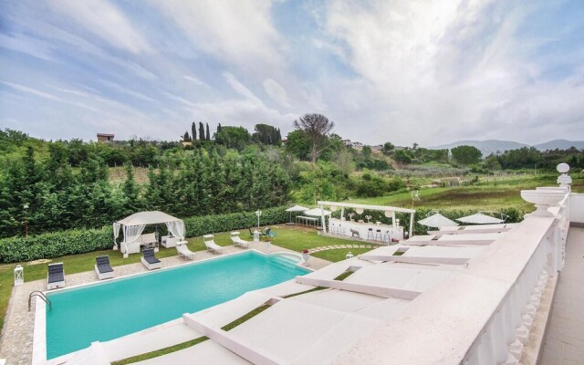 Amazing Home In Roma With Wifi And Outdoor Swimming Pool