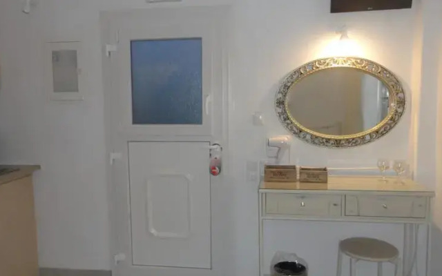 Casa Nostra Mykonos Retreat Accommodation