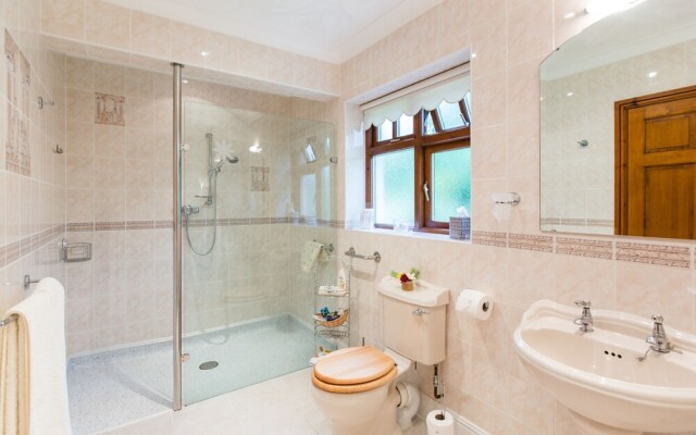 Ael Y Bryn Bed and Breakfast