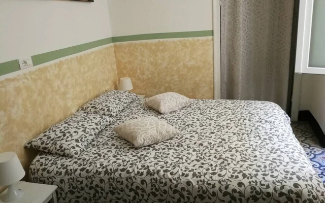 Altido Antico Moderno nel Cuore di Genova