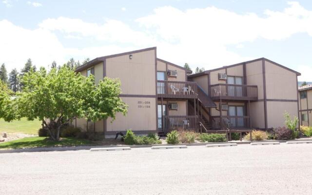 Flaming Gorge Resort