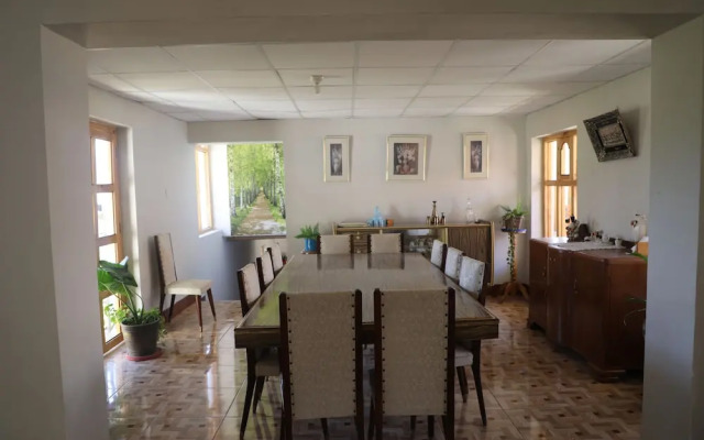 Schatzi Lodge