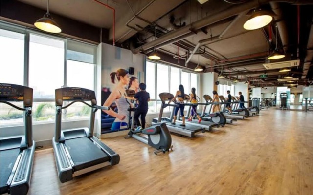 Sunrise City 2BR Luxury SWPool 30th