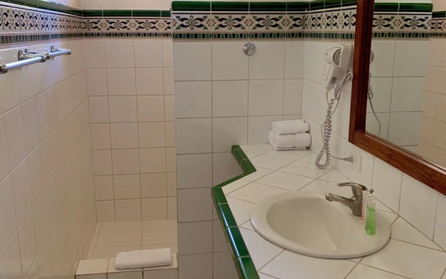 Hotel Cantarana