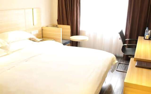 Super 8 Hotel