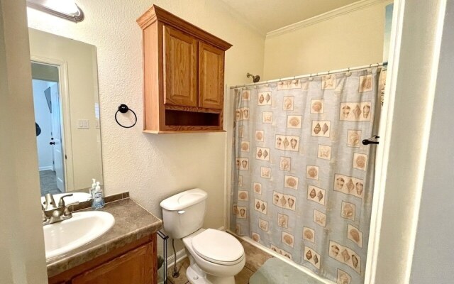 Mermaid Mansion 3 Bedroom Home by Redawning