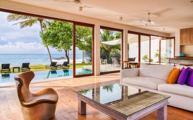 Ubuntu Beach Villas by Reveal