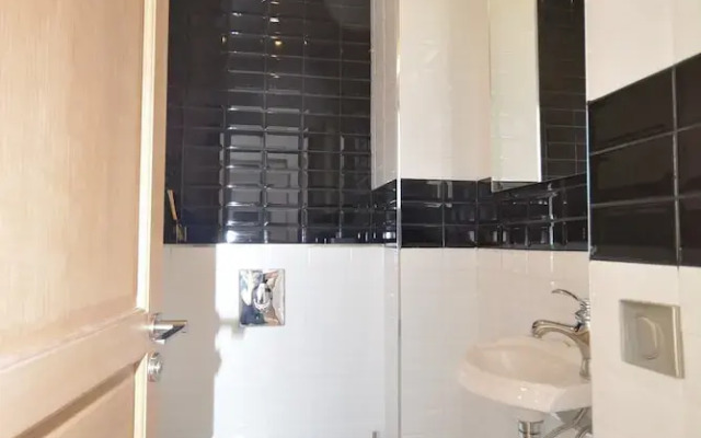 Reva Suites