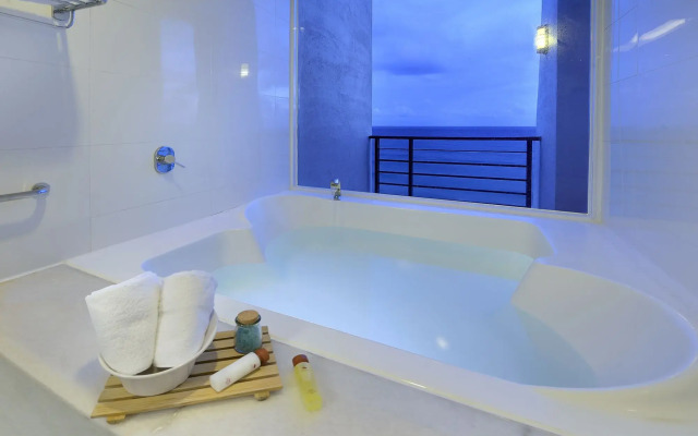 Chateau Beach Resort