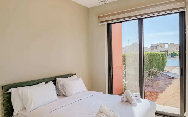 Xuru Stays I Astounding 3bdr Villa @ Tawila Pool Front