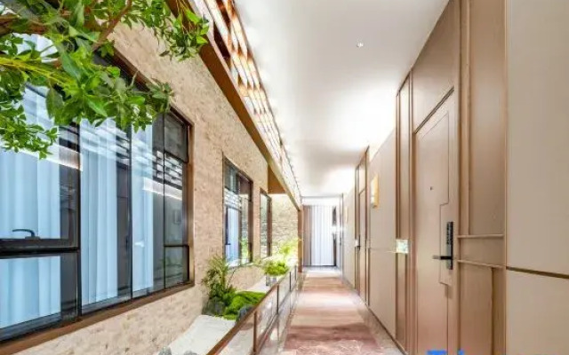 Zhirong Yixiang Hotel (Dongguan Dalang Store)