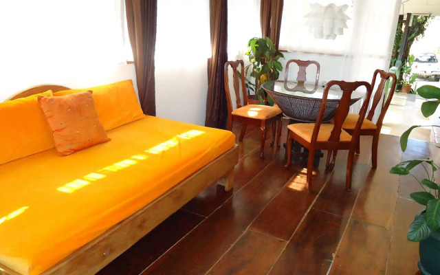 Hotel Mandarina