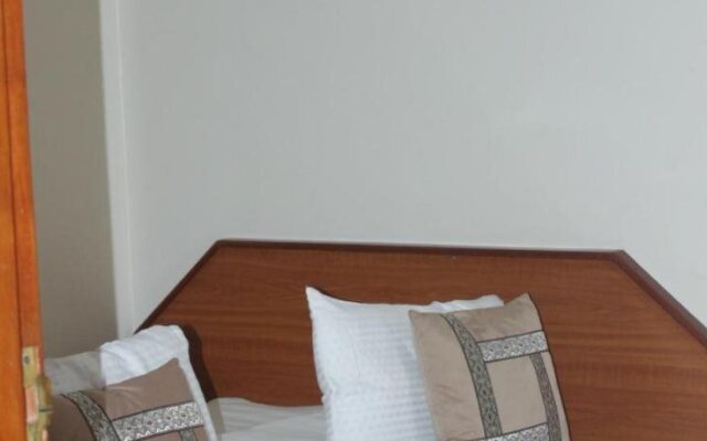 Royal Residence Hotel