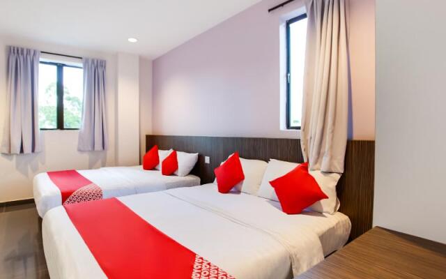 Space Hotel by OYO Rooms