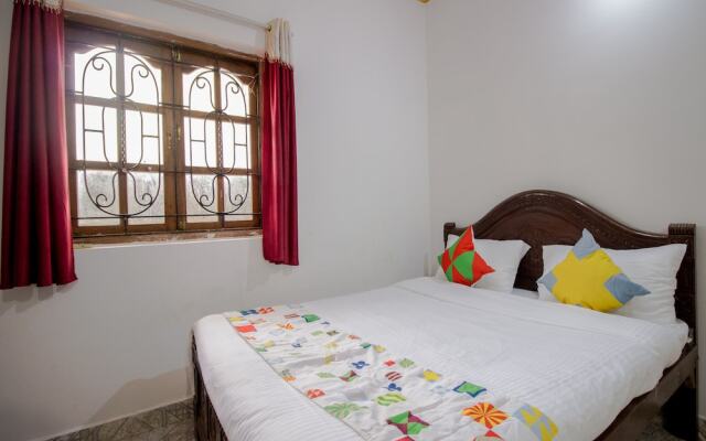 OYO 14233 Home Seaside 2BHK Calangute Beach