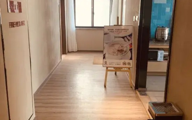 Homeinn · neo (Long County Guanshan Avenue Zhejiang Trade City)