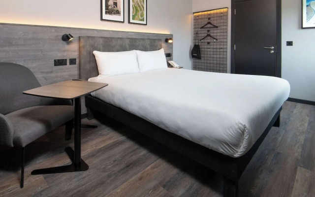 Ibis Styles London Gatwick Airport
