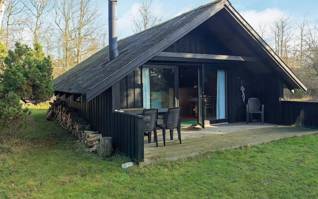 4 Person Holiday Home in Martofte