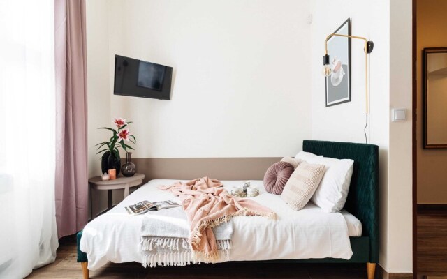 Sapphire Studios by Loft Affair