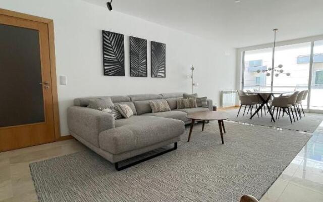 Figueira Centro Apartment by Rent4All