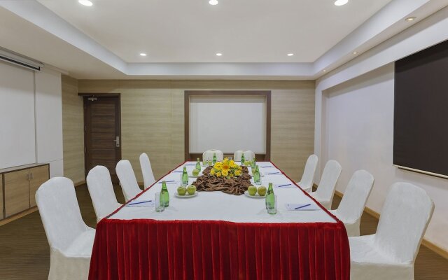 City Heart Sarovar Portico