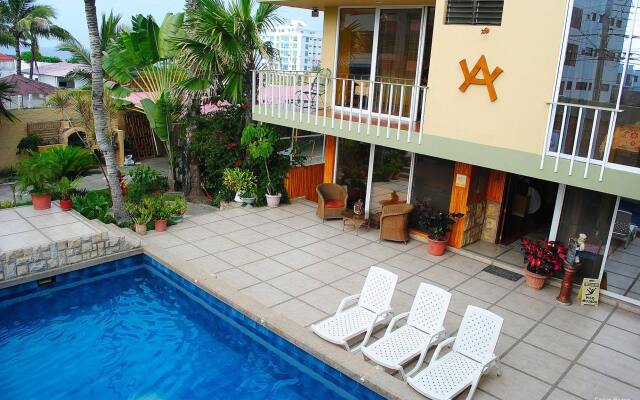 Hostal Antares