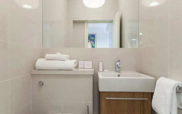 Ossington Street by Onefinestay